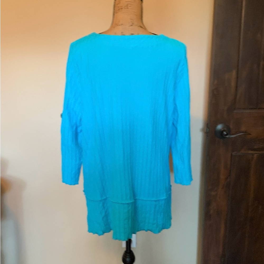 Pretty Soft Surroundings Top-New W/O Tags! - Picture 4 of 4